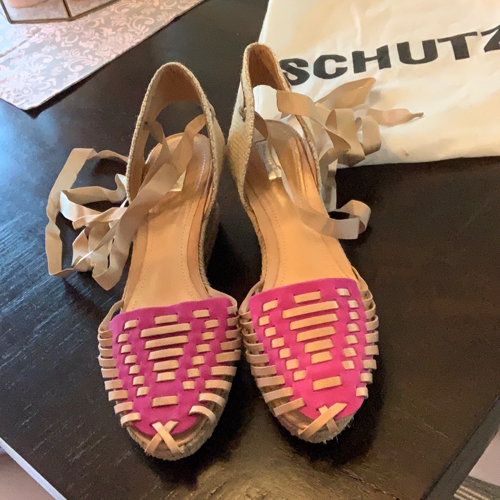 NWOT Schutz Espadrille Wedges
